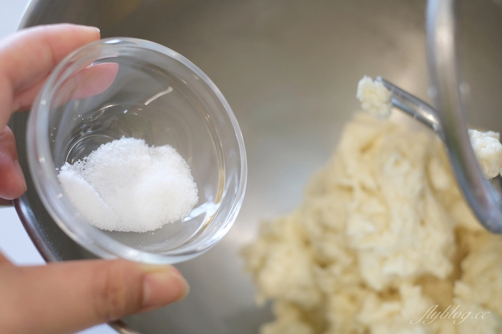 吐司食譜｜貓咪吐司的做法｜萌萌噠貓咪生吐司，三能貓咪吐司盒食譜 @飛天璇的口袋