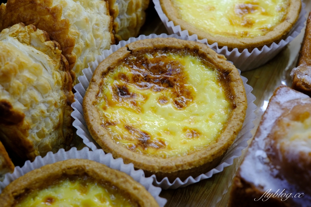 花蓮美食｜181烘焙屋，花蓮在地人都吃這間麵包，法國萊思克盃國王派全國第三，消費滿181再送一杯咖啡 @飛天璇的口袋