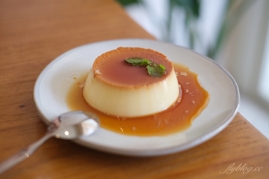 台中北區｜This guy 這傢伙，台中人氣澳式早午餐店搬家了，一定要推薦我個人最愛的髒髒肉桂捲 @飛天璇的口袋