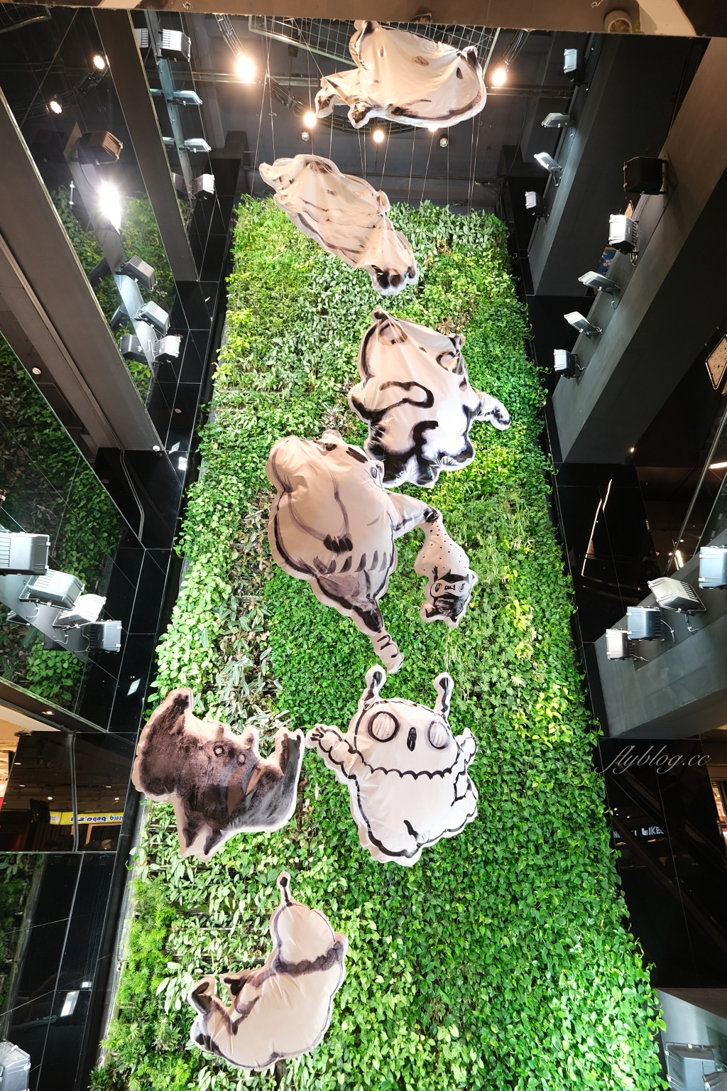 勤美誠品綠園道｜勤美誠品有怪獸！草悟系七月半，一起搞鬼搞怪 @飛天璇的口袋