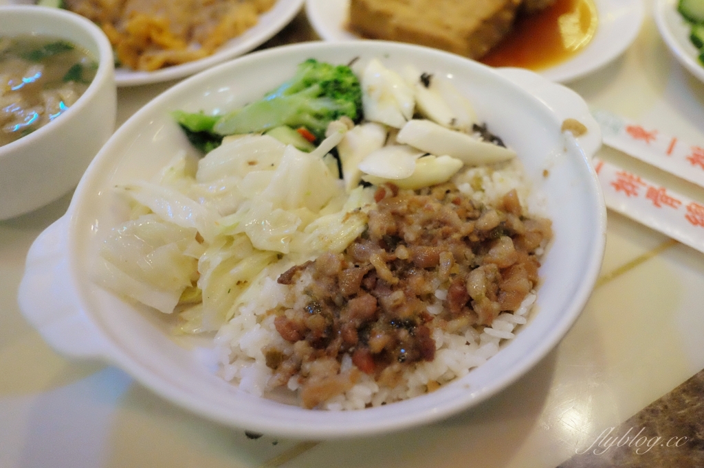 台北中正｜東一排骨．台劇【媽，別鬧了】拍攝地，40年老字號排骨便當店 @飛天璇的口袋