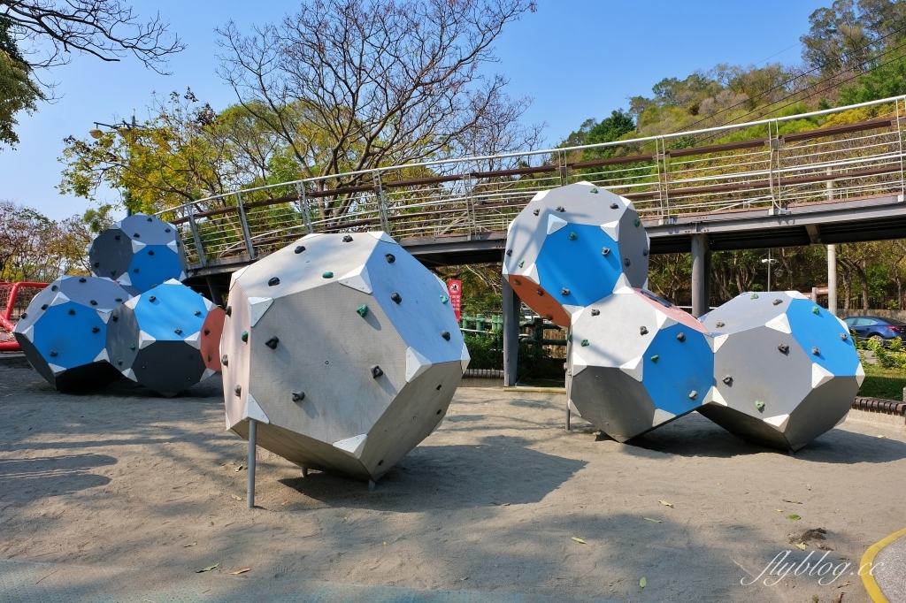 清水鰲峰山運動公園｜結合探索遊戲場和競合體驗遊戲場，全台網路票選十大親子公園第1名 @飛天璇的口袋