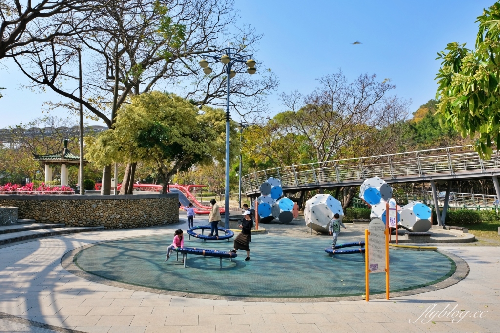 清水鰲峰山運動公園｜結合探索遊戲場和競合體驗遊戲場，全台網路票選十大親子公園第1名 @飛天璇的口袋