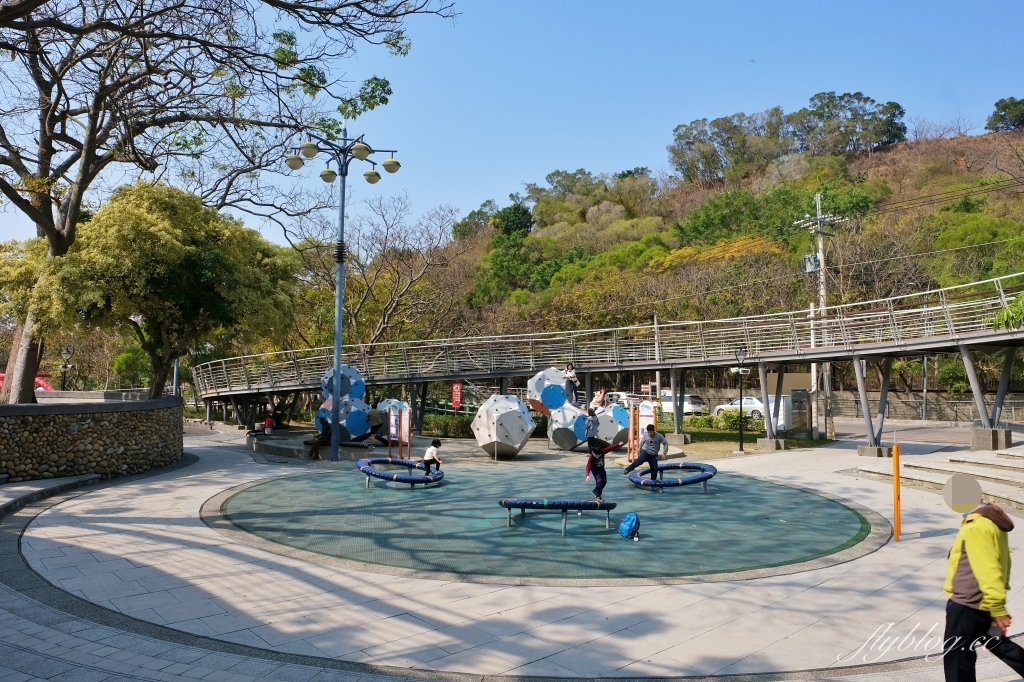 清水鰲峰山運動公園｜結合探索遊戲場和競合體驗遊戲場，全台網路票選十大親子公園第1名 @飛天璇的口袋