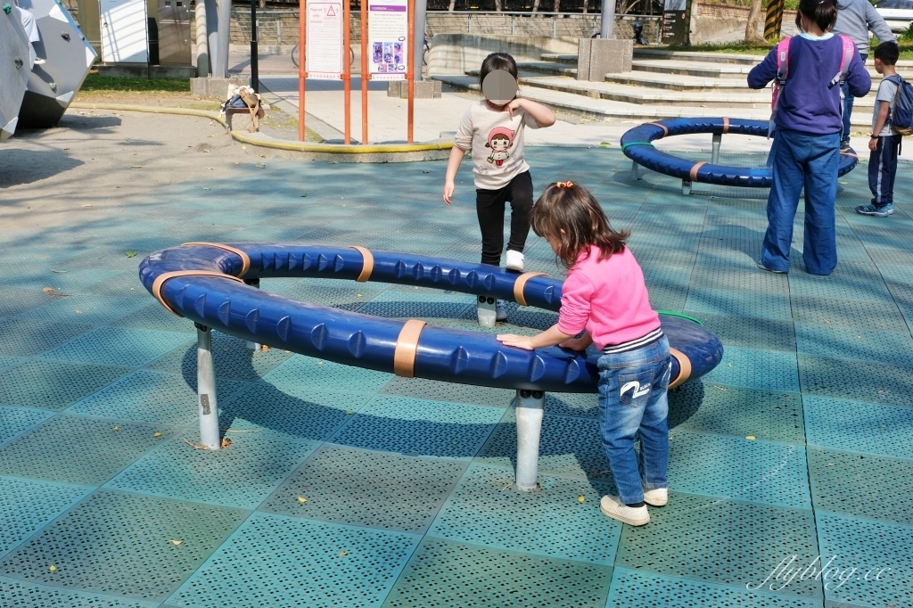 清水鰲峰山運動公園｜結合探索遊戲場和競合體驗遊戲場，全台網路票選十大親子公園第1名 @飛天璇的口袋