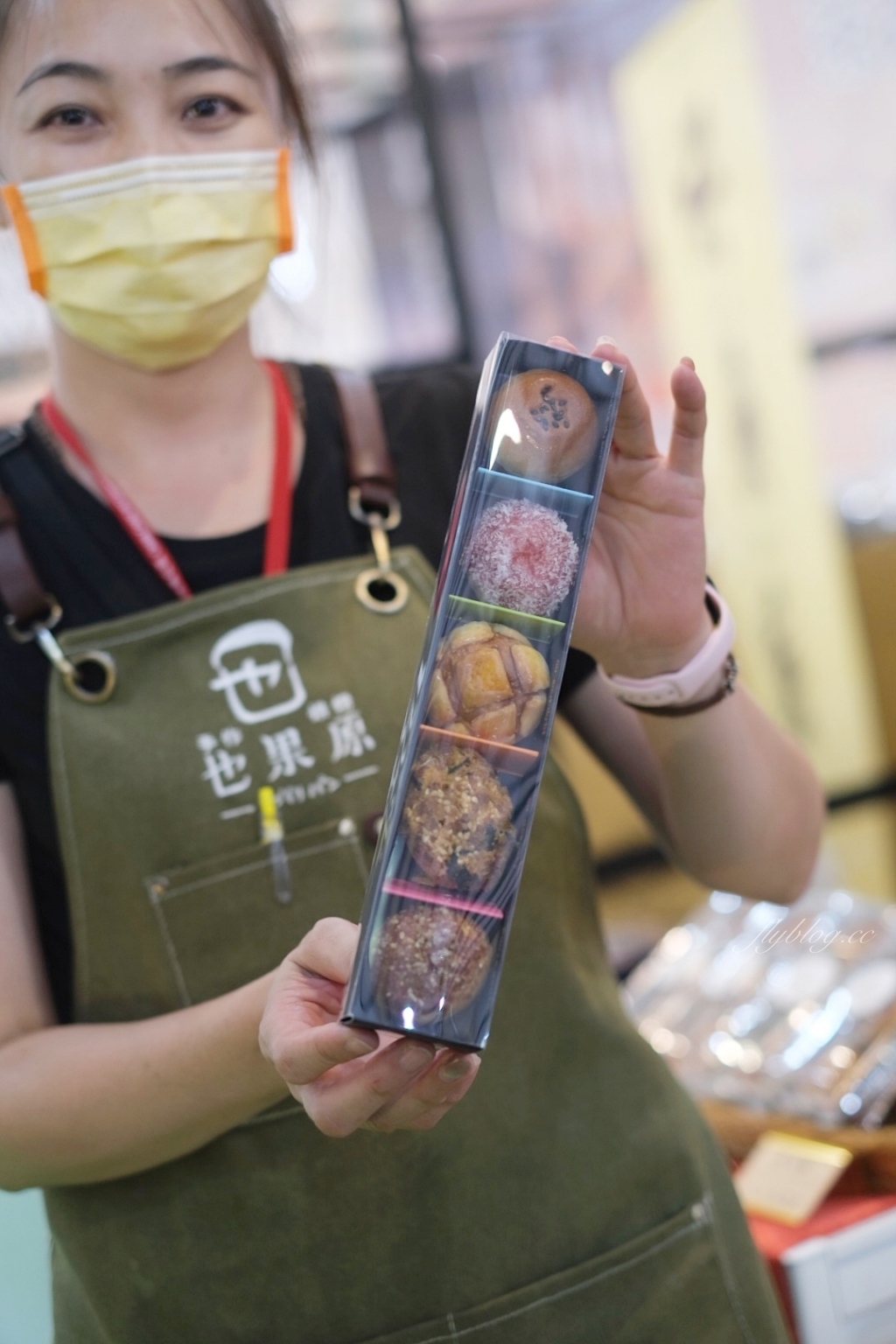 菲傭蛋黃酥|一開放預購就完售的蛋黃酥,被麵包店耽誤的隱藏版蛋黃酥 @飛天璇的口袋 菲傭蛋黃酥|一開放預購就完售的蛋黃酥,被麵包店耽誤的隱藏版蛋黃酥 @飛天璇的口袋