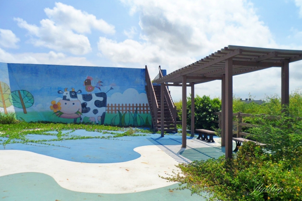 福寶溼地｜彰化IG打卡景點，福寶溼地漂流木裝置藝術，美美向日葵花田觀賞夕陽 @飛天璇的口袋