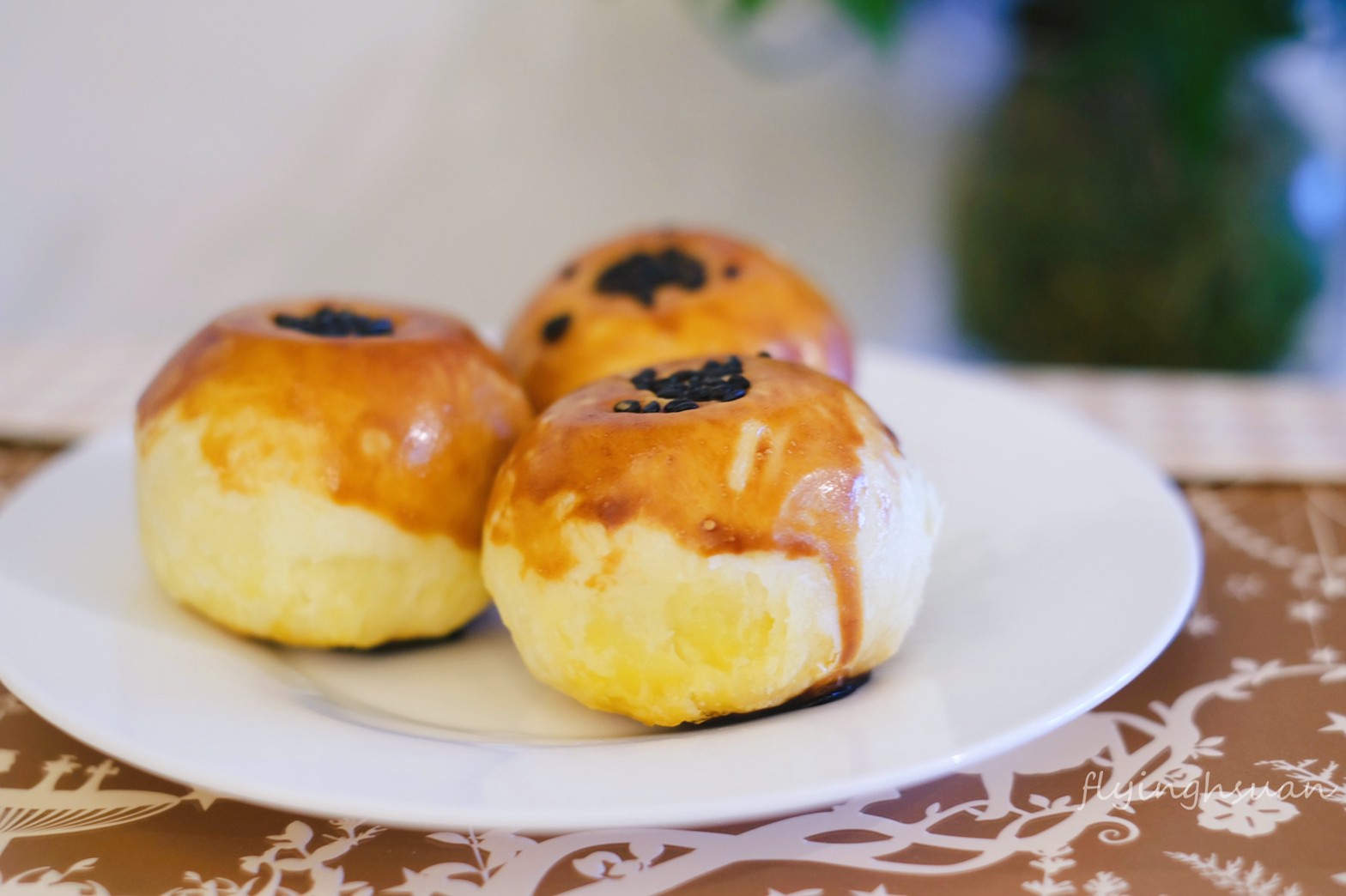 台中石岡｜石山丘蛋黃酥．隱藏山城的生吐司專賣店，中秋限定蛋黃酥開賣了 @飛天璇的口袋