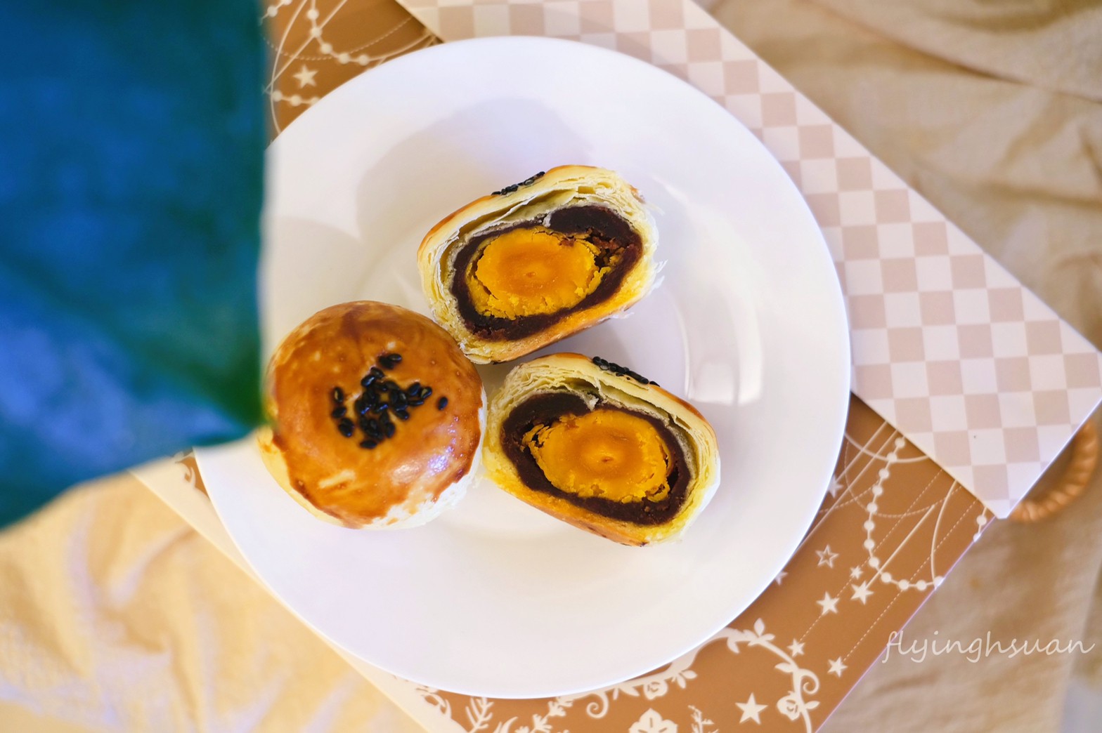 【2025台中蛋黃酥】20+台中蛋黃酥整理，你吃過幾間了？ @飛天璇的口袋