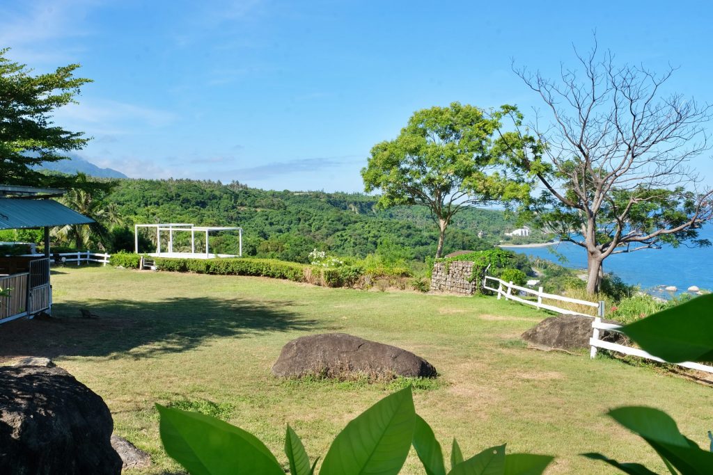台東都蘭｜都蘭草堂民宿，太平洋無敵海景第一排秘境，台東最網美級的泳池民宿 @飛天璇的口袋