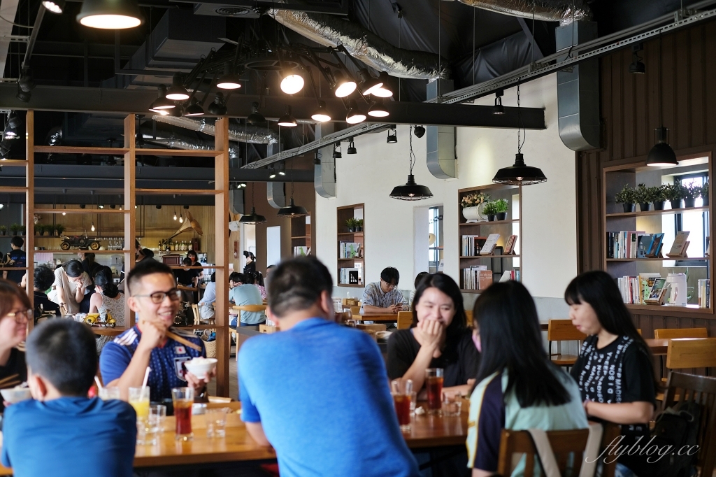 宜蘭礁溪｜里海咖啡，使用現流海鮮和在地食材，礁溪最美的庭園咖啡館 @飛天璇的口袋