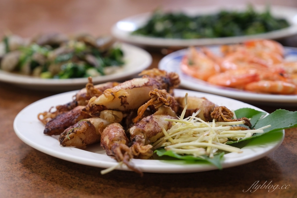 台東美食｜特選海產店．富岡漁港人氣海鮮餐廳，Google評論3600多則4.2顆星 @飛天璇的口袋