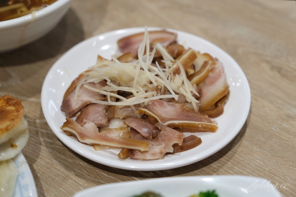 彰化社頭｜味香鍋貼．社頭最超人氣鍋貼專賣店，金黃酥脆的外皮很迷人 @飛天璇的口袋