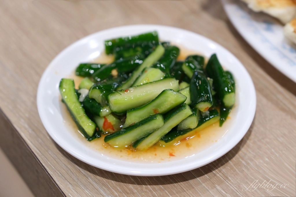 彰化社頭|味香鍋貼.社頭最超人氣鍋貼專賣店,金黃酥脆的外皮很迷人 @飛天璇的口袋 彰化社頭|味香鍋貼.社頭最超人氣鍋貼專賣店,金黃酥脆的外皮很迷人 @飛天璇的口袋