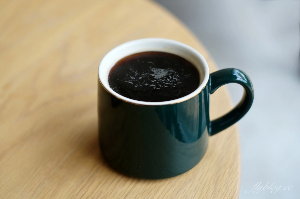 台中西屯｜SiZZO 款款好食．好食慢慢新品牌，座擁大片落地窗，中科潛立方旅館 @飛天璇的口袋