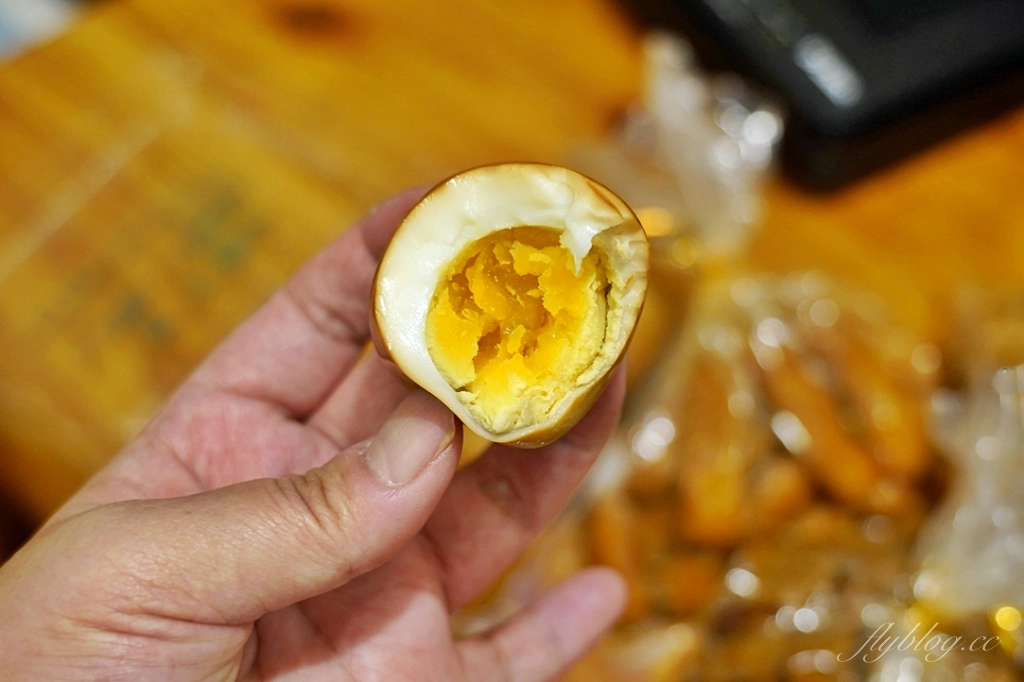 宜蘭大同｜茶之鄉休閒民宿．武陵農場和太平山下隱藏版美食，茶燻蛋、草仔粿和滷味推薦必買 @飛天璇的口袋