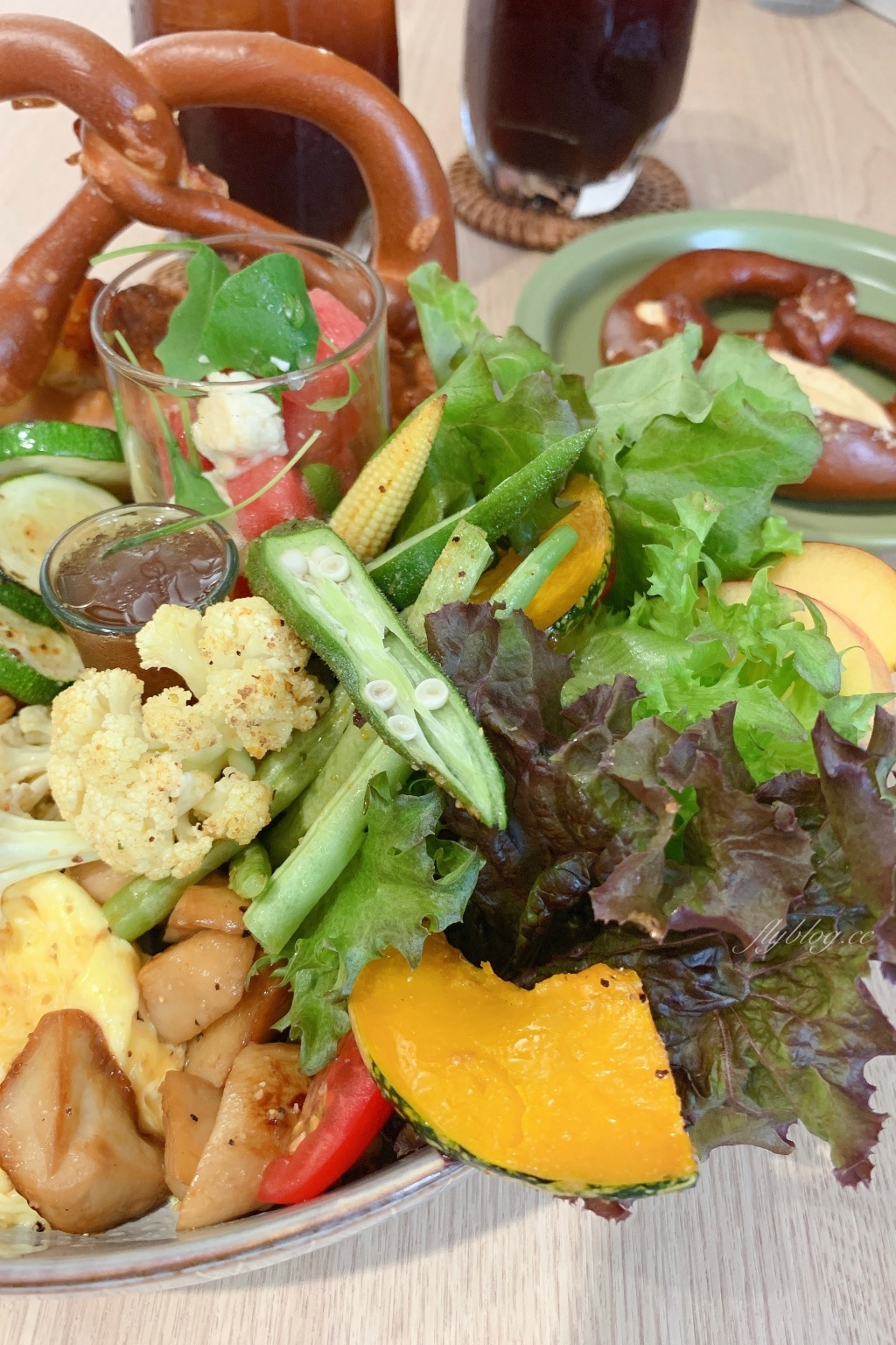 台中西屯｜六樓A座餐事 the tenant dining．德國布蕾結為主的早午餐店，品嚐質感每日手作麵包 @飛天璇的口袋