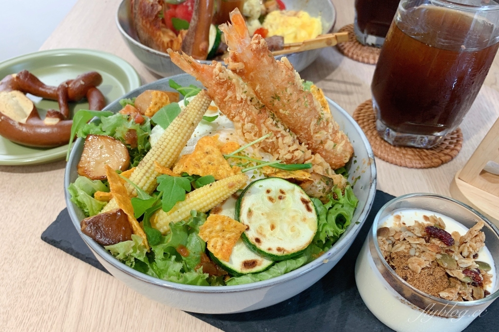 台中西屯｜六樓A座餐事 the tenant dining．德國布蕾結為主的早午餐店，品嚐質感每日手作麵包 @飛天璇的口袋