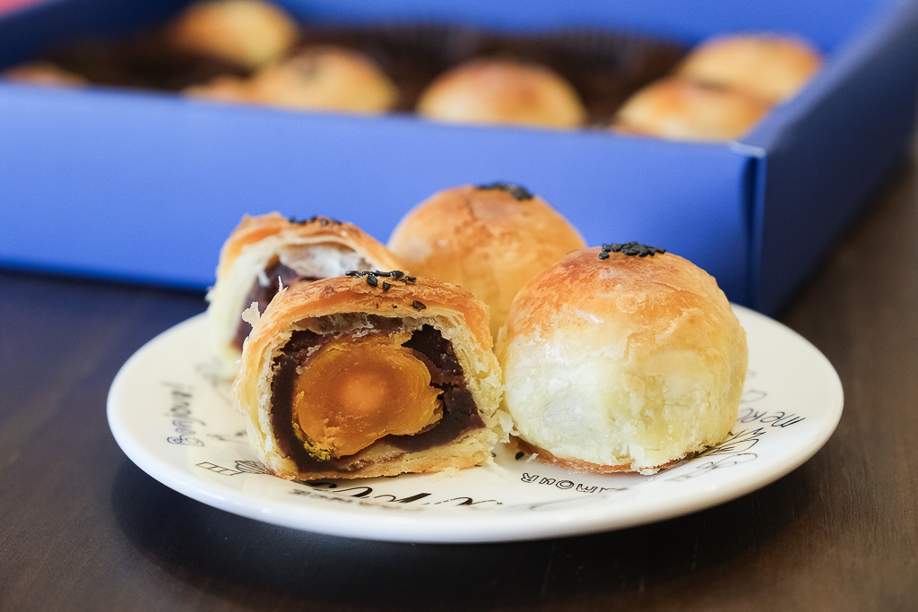 台中南屯｜不二糕餅．師承彰化不二坊，人氣蛋黃酥台中也吃得到 @飛天璇的口袋