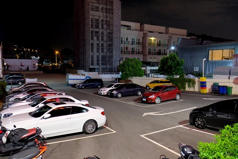 台中北屯｜東山棧．米其林必比登推介的甕缸雞餐廳，台中大坑美食餐廳推薦 @飛天璇的口袋