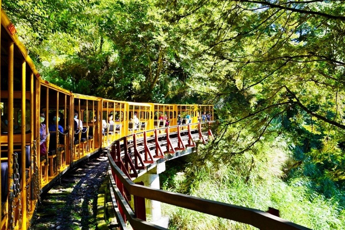 宜蘭大同｜太平山國家森林遊樂區，超熱門太平山蹦蹦車，票價、時刻表、路線，前往茂興車站 @飛天璇的口袋