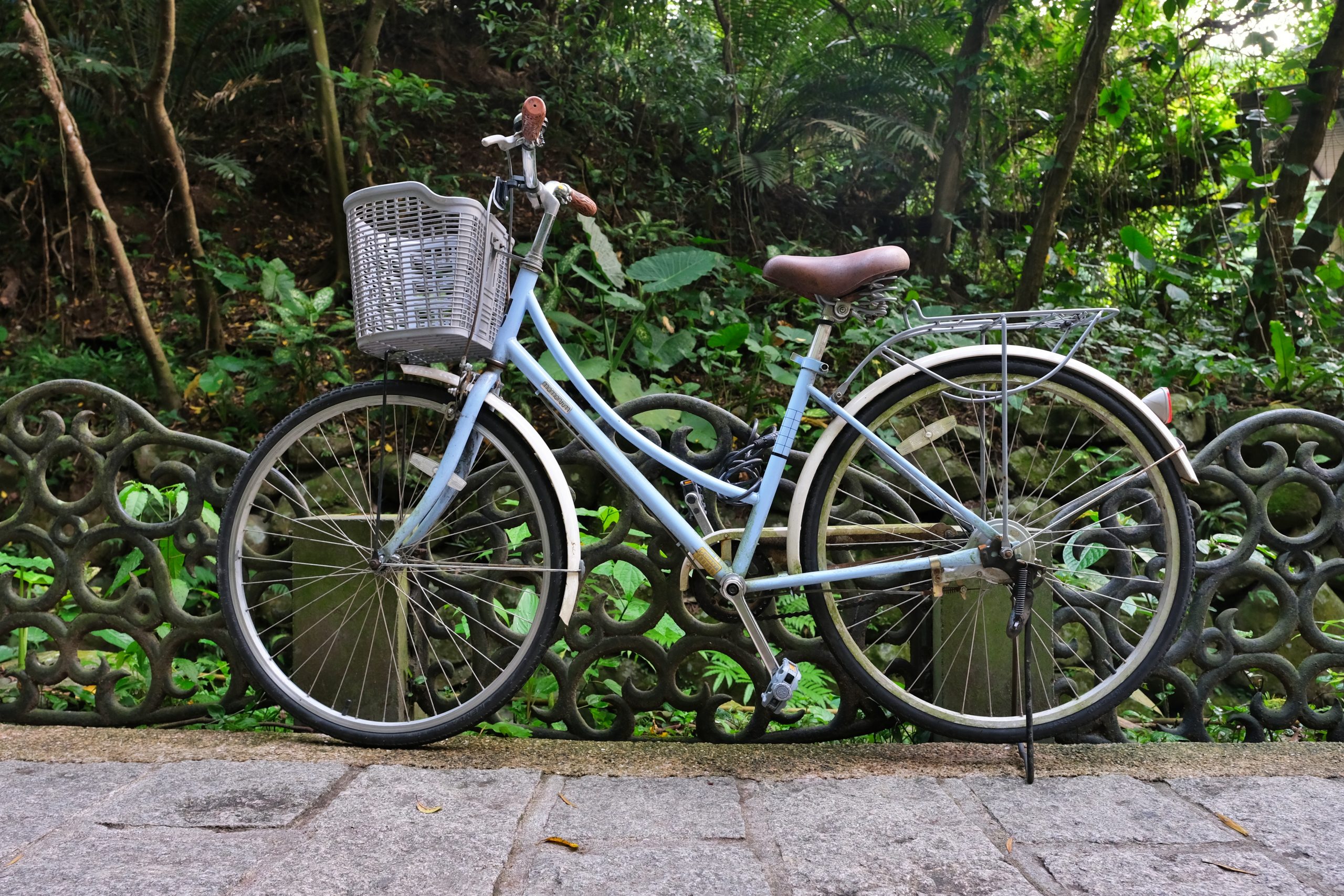 台北信義｜虎山溪步道，台北市區潺潺溪流山林美景，夢幻石砌拱橋的親水步道 @飛天璇的口袋