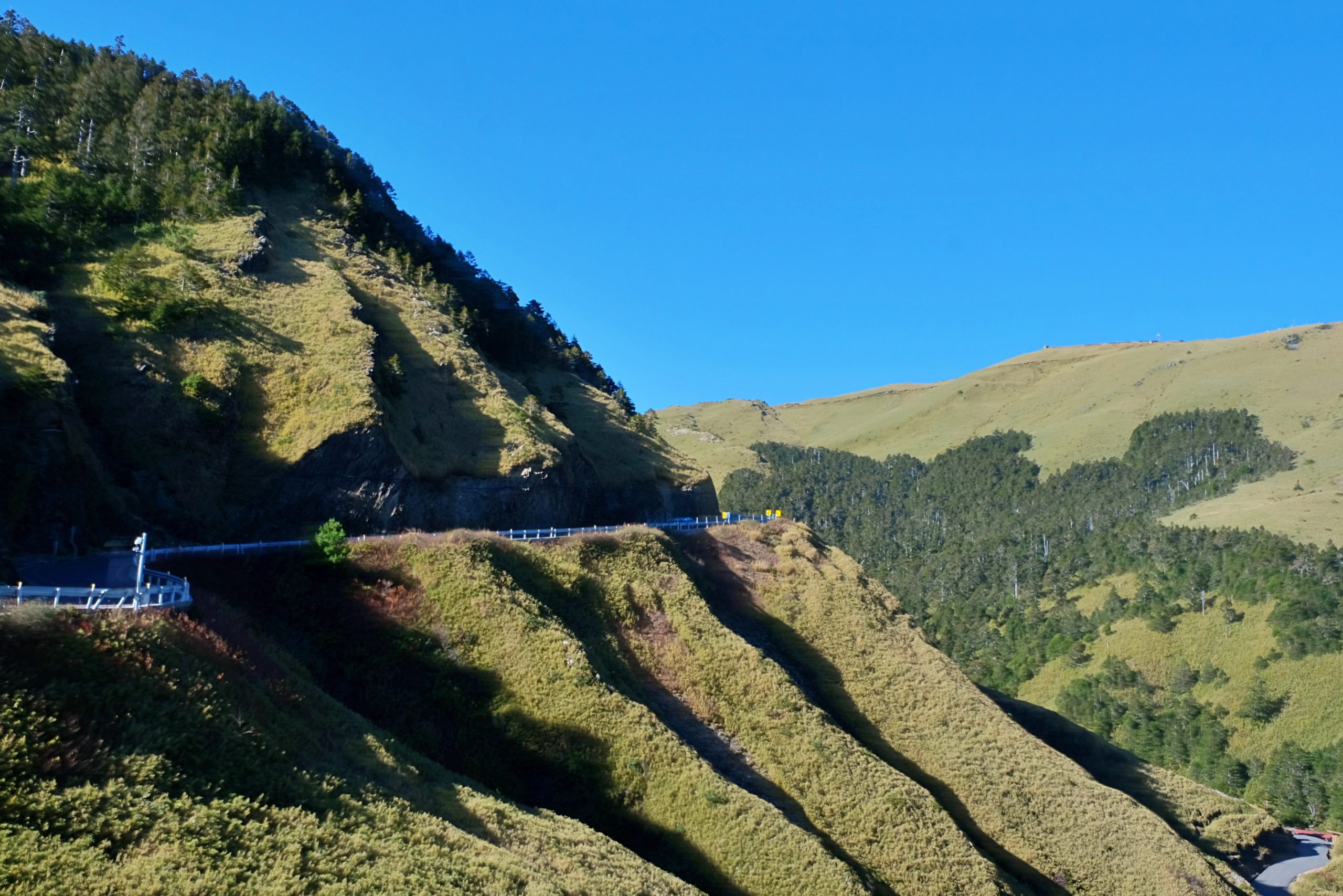 南投仁愛｜合歡山．台灣最美的公路，從武嶺到合歡山，飽覽日出、夕陽、雲海、星空 @飛天璇的口袋