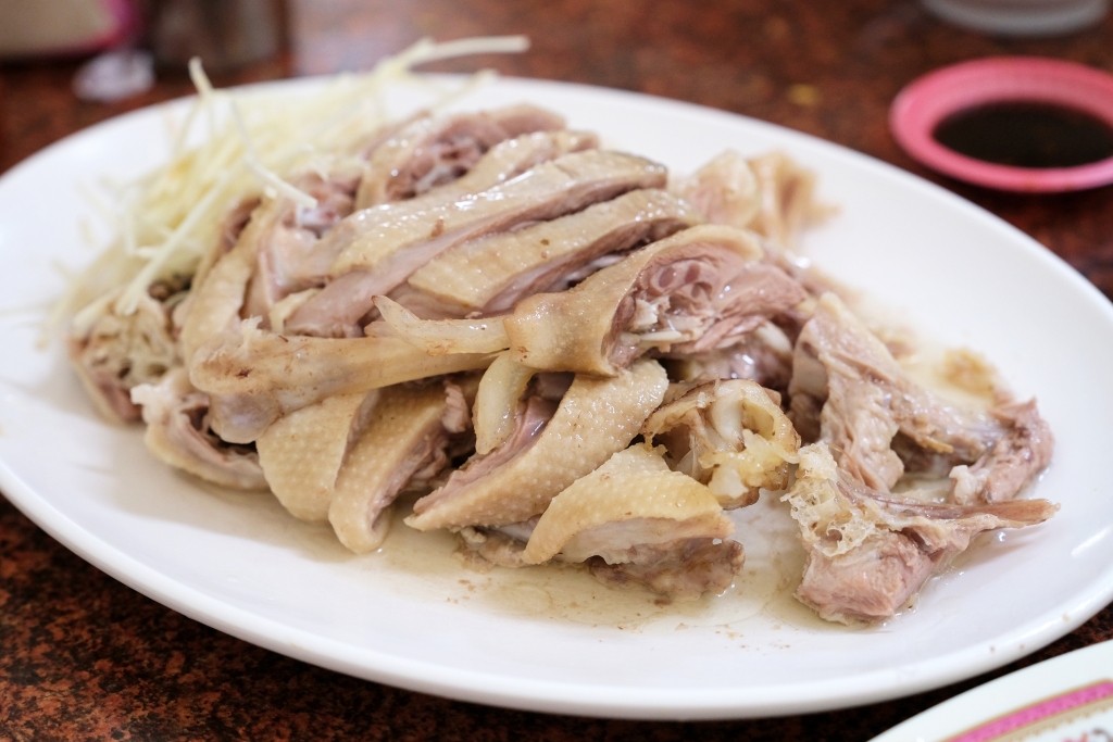 台中沙鹿｜鳳記鵝肉老店，沙鹿在地50年的隱藏版鵝肉店，榮獲台中米其林必比登推介 @飛天璇的口袋