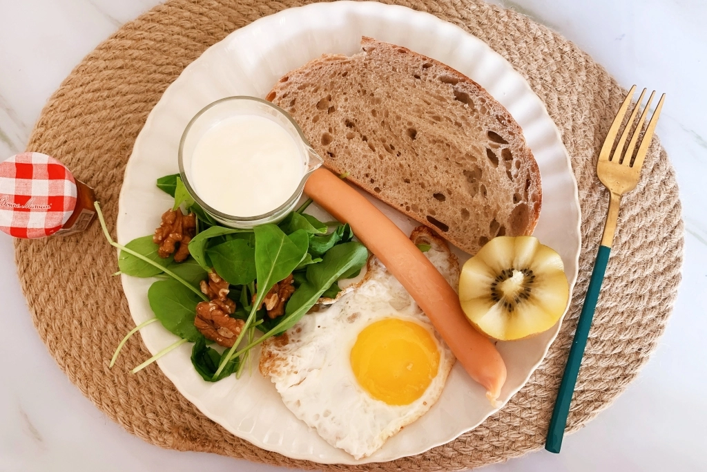 台中大肚｜一斤面包．紅橘色三合院裡的酸麵包焙烘坊，大肚山上的老宅飄著麵包香 @飛天璇的口袋