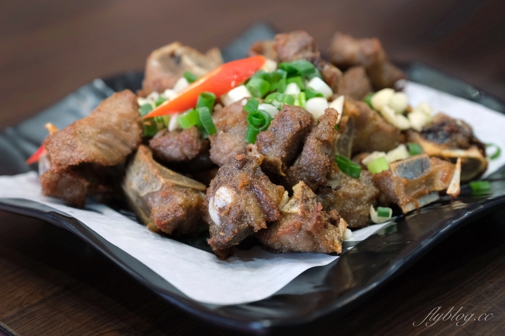 台中北屯｜東山棧．米其林必比登推介的甕缸雞餐廳，台中大坑美食餐廳推薦 @飛天璇的口袋