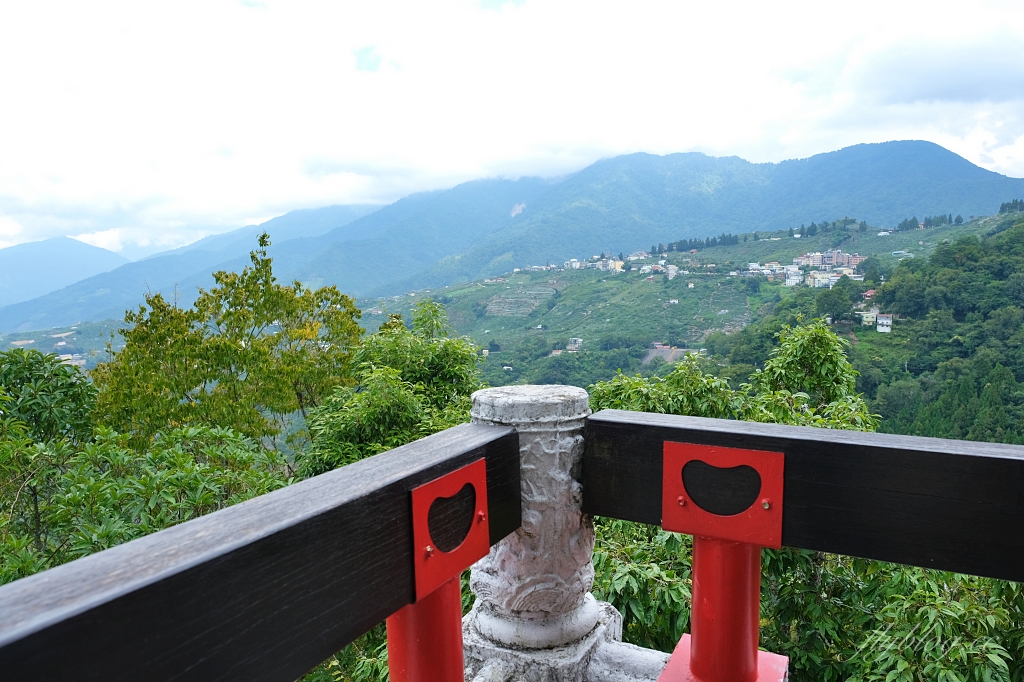 台中和平｜希利克步道．梨山賓館後方的幽靜步道，全長600公尺兩座纜繩吊橋森林探索 @飛天璇的口袋