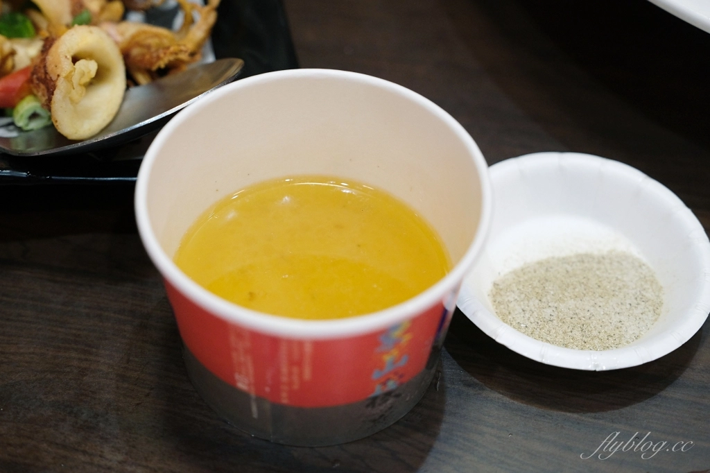 台中北屯｜東山棧．米其林必比登推介的甕缸雞餐廳，台中大坑美食餐廳推薦 @飛天璇的口袋