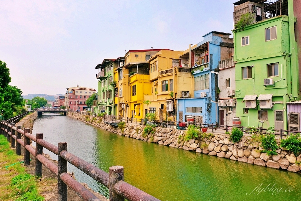 金門金湖｜金湖彩色屋，金門版的小威尼斯彩色屋子，可愛的風獅爺彩繪公車 @飛天璇的口袋