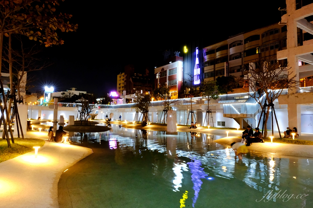 台南中西|河樂廣場,台南市中心的戲水公園,城市裡最浪漫的免費夜景景點 @飛天璇的口袋 台南中西|河樂廣場,台南市中心的戲水公園,城市裡最浪漫的免費夜景景點 @飛天璇的口袋