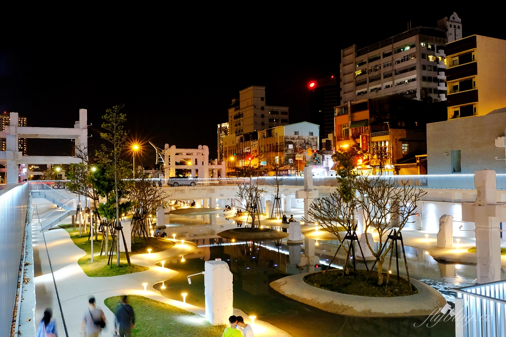 台南中西|河樂廣場,台南市中心的戲水公園,城市裡最浪漫的免費夜景景點 @飛天璇的口袋 台南中西|河樂廣場,台南市中心的戲水公園,城市裡最浪漫的免費夜景景點 @飛天璇的口袋