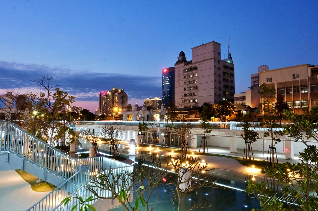 台南中西|河樂廣場,台南市中心的戲水公園,城市裡最浪漫的免費夜景景點 @飛天璇的口袋 台南中西|河樂廣場,台南市中心的戲水公園,城市裡最浪漫的免費夜景景點 @飛天璇的口袋
