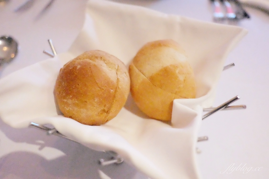 KR Prime Steak House｜台中米其林推介牛排餐廳，商業午餐880就可品嚐 @飛天璇的口袋