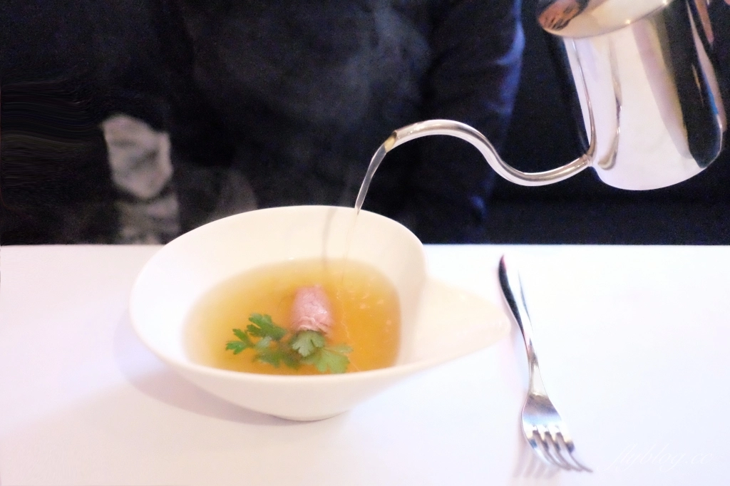 KR Prime Steak House｜台中米其林推介牛排餐廳，商業午餐880就可品嚐 @飛天璇的口袋