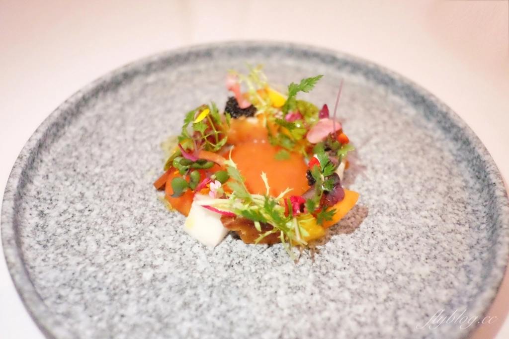 KR Prime Steak House｜台中米其林推介牛排餐廳，商業午餐880就可品嚐 @飛天璇的口袋