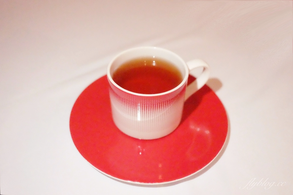 KR Prime Steak House｜台中米其林推介牛排餐廳，商業午餐880就可品嚐 @飛天璇的口袋