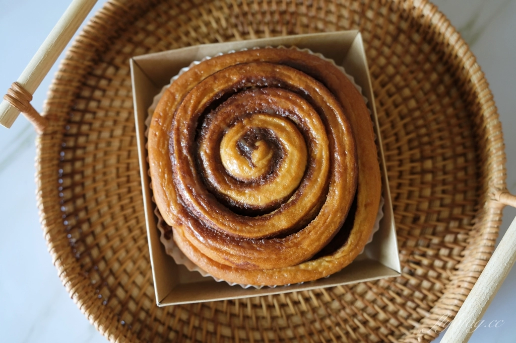 桃園中壢｜安德尼斯烘焙坊．吳克己的麵包店，美味歐式麵包和季節限定蛋黃酥 @飛天璇的口袋