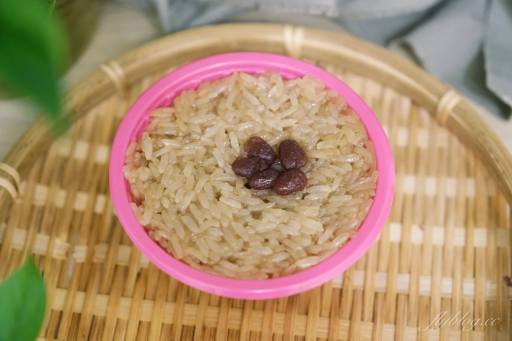 南投埔里｜柳家傳統米食，埔里河南路草仔粿，純樸又好吃的古早味 @飛天璇的口袋