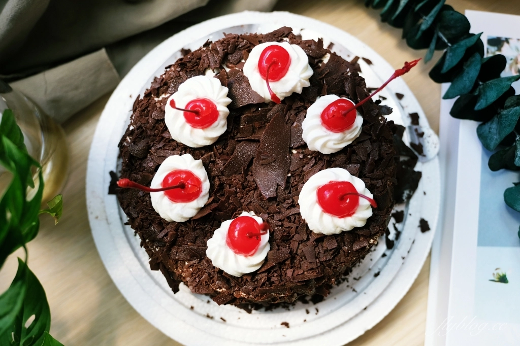 台北大安｜紅葉蛋糕．台北老字號生日蛋糕，外縣市也可以宅配了，黑森林蛋糕清爽不甜膩 @飛天璇的口袋