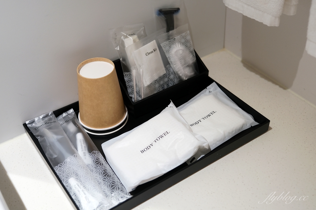 台北中正｜格拉斯麗台北飯店，日本哥吉拉飯店插旗台灣，門拉開就有一秒到日本的感覺 @飛天璇的口袋