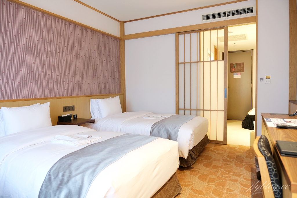 台北中正｜格拉斯麗台北飯店，日本哥吉拉飯店插旗台灣，門拉開就有一秒到日本的感覺 @飛天璇的口袋