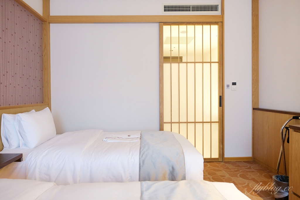 台北中正｜格拉斯麗台北飯店，日本哥吉拉飯店插旗台灣，門拉開就有一秒到日本的感覺 @飛天璇的口袋