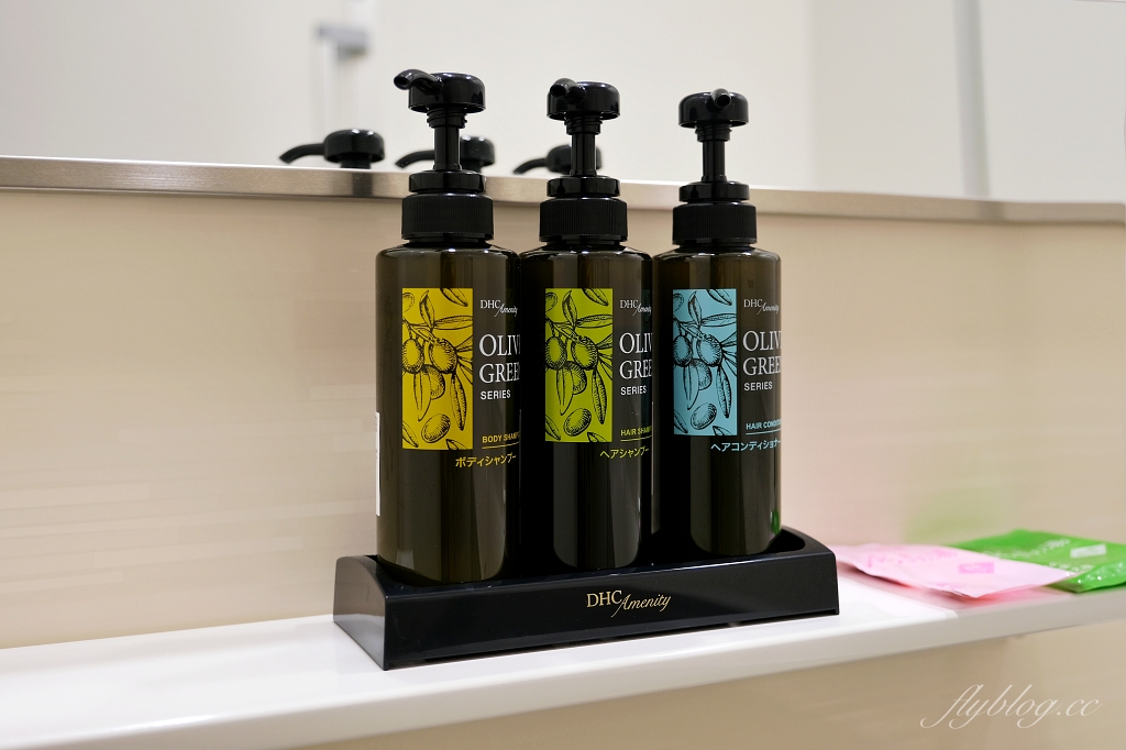 台北中正｜格拉斯麗台北飯店，日本哥吉拉飯店插旗台灣，門拉開就有一秒到日本的感覺 @飛天璇的口袋