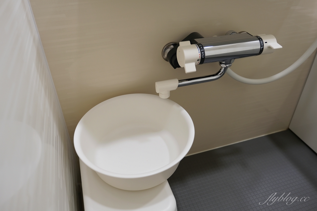 台北中正｜格拉斯麗台北飯店，日本哥吉拉飯店插旗台灣，門拉開就有一秒到日本的感覺 @飛天璇的口袋