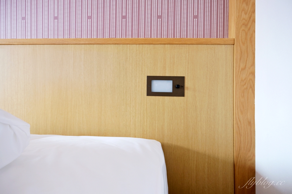 台北中正｜格拉斯麗台北飯店，日本哥吉拉飯店插旗台灣，門拉開就有一秒到日本的感覺 @飛天璇的口袋