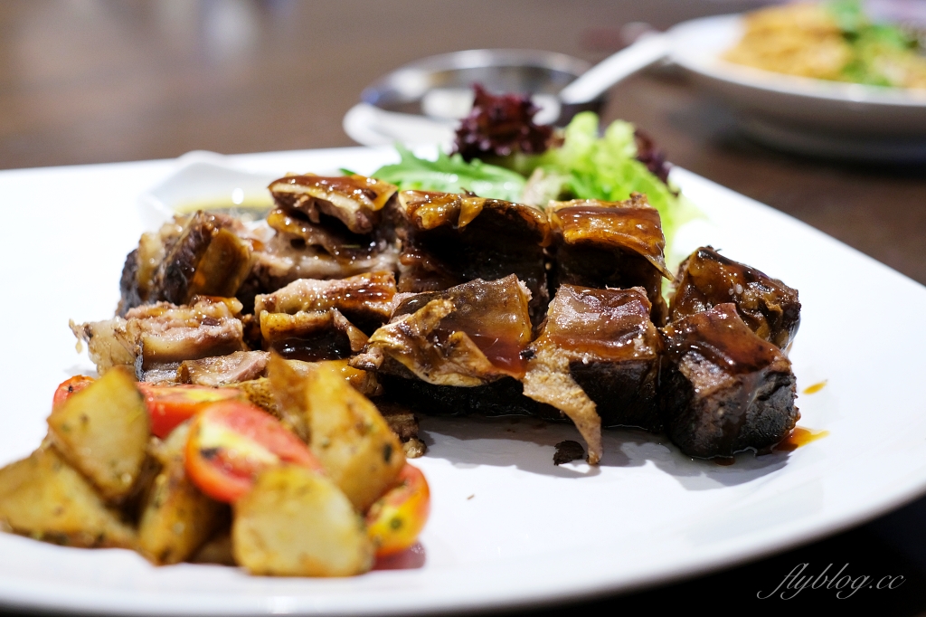 台北中山｜心粵小廚，知名粵菜大廚的私家拿手菜，必點掛爐片皮鴨和稻草西施牛 @飛天璇的口袋